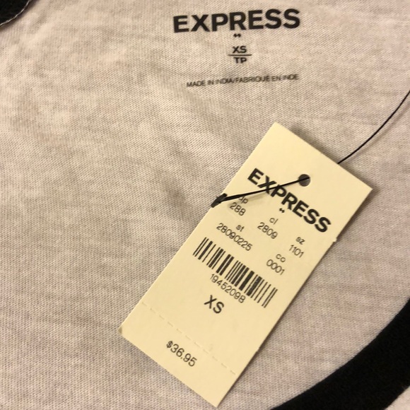 Express women’s quarter sleeve SUNDAY FUNDAY NWT - Picture 4 of 8